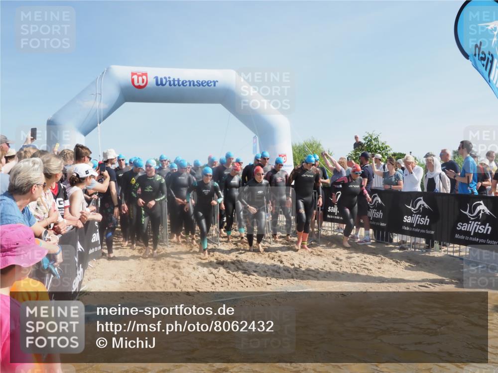 22.06.2025 - Viking Triathlon MichiJ http://msf.ph/oto/8062432 22.06.2025 10:07:50 Schwimmen 16, 31, 76, 95, 102, 130, 263, 292, 372, 453, 477, 503, 624, 650 meine-sportfotos.de