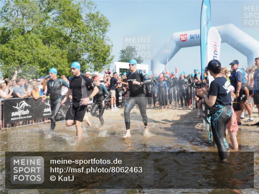 22.06.2025 - Viking Triathlon KatJ http://msf.ph/oto/8062463 22.06.2025 10:01:33 Schwimmen 99, 162, 203, 216, 224, 226, 237, 272, 381, 393, 399, 461, 507, 510, 626 meine-sportfotos.de