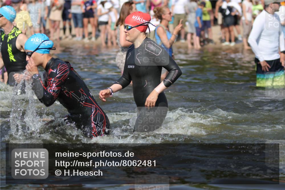 22.06.2025 - Viking Triathlon H.Heesch http://msf.ph/oto/8062481 22.06.2025 10:05:55 Schwimmen 68, 128, 169, 211, 269, 275, 397, 441, 442, 460, 465, 530, 633, 644 meine-sportfotos.de