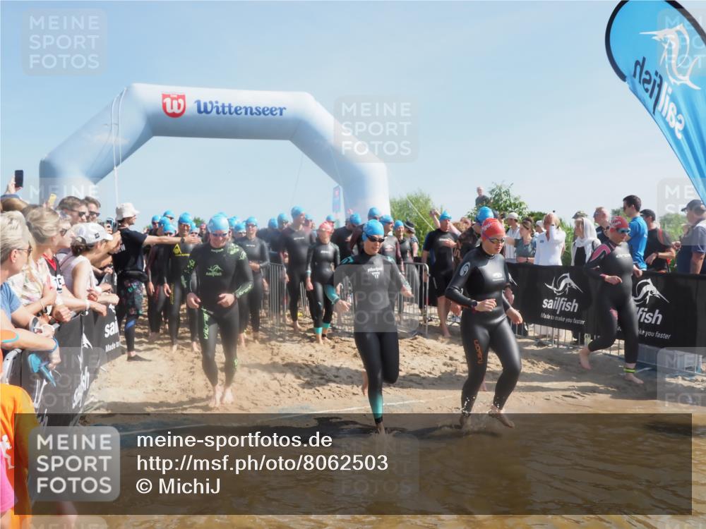 22.06.2025 - Viking Triathlon MichiJ http://msf.ph/oto/8062503 22.06.2025 10:07:51 Schwimmen 16, 31, 76, 95, 102, 130, 263, 292, 372, 453, 477, 503, 624, 650 meine-sportfotos.de
