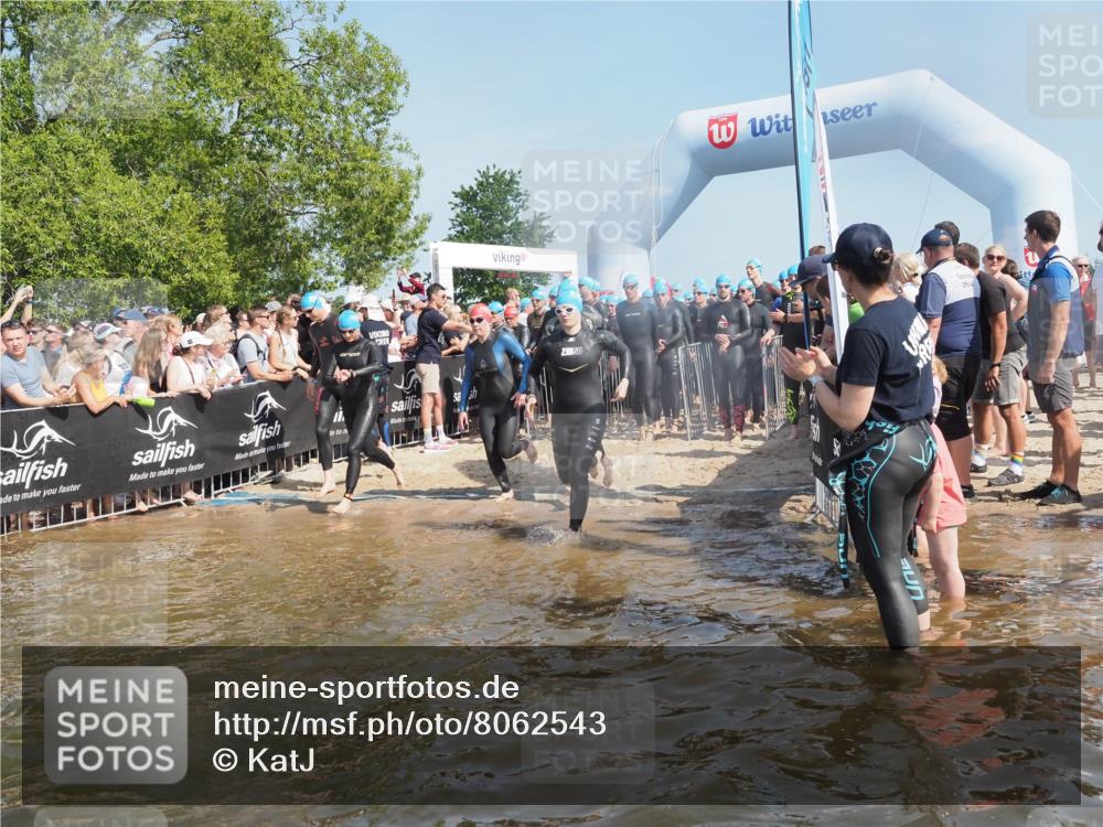 22.06.2025 - Viking Triathlon KatJ http://msf.ph/oto/8062543 22.06.2025 10:01:39 Schwimmen 19, 33, 162, 226, 272, 310, 320, 344, 399, 438, 461, 507, 510, 555, 604, 626 meine-sportfotos.de