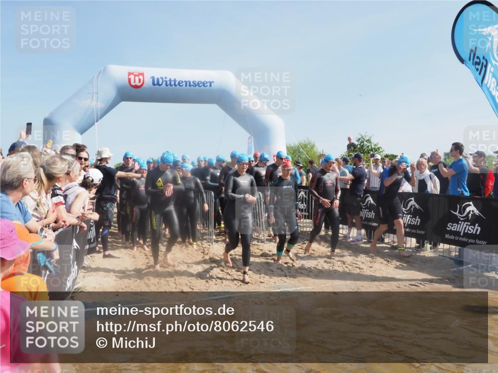 22.06.2025 - Viking Triathlon MichiJ http://msf.ph/oto/8062546 22.06.2025 10:07:56 Schwimmen 31, 76, 95, 130, 292, 308, 372, 412, 452, 453, 477, 523, 647, 650 meine-sportfotos.de