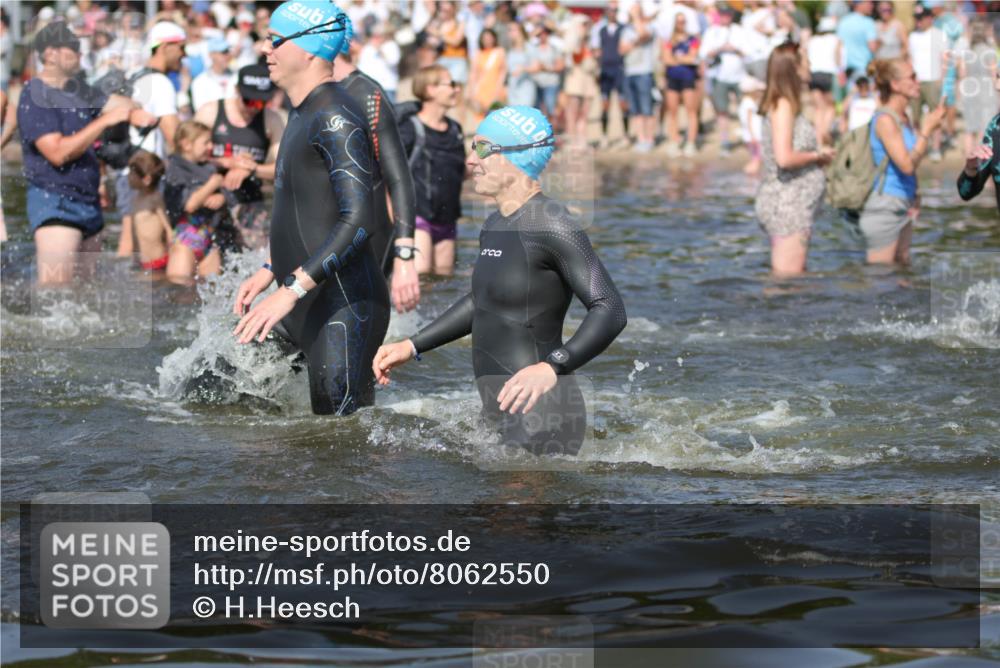 22.06.2025 - Viking Triathlon H.Heesch http://msf.ph/oto/8062550 22.06.2025 10:06:08 Schwimmen 39, 41, 144, 169, 249, 266, 269, 325, 390, 446, 460, 489, 508, 644 meine-sportfotos.de
