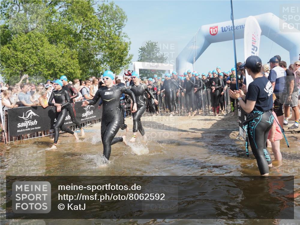 22.06.2025 - Viking Triathlon KatJ http://msf.ph/oto/8062592 22.06.2025 10:01:39 Schwimmen 19, 33, 162, 226, 272, 310, 320, 344, 399, 438, 461, 507, 510, 555, 604, 626 meine-sportfotos.de