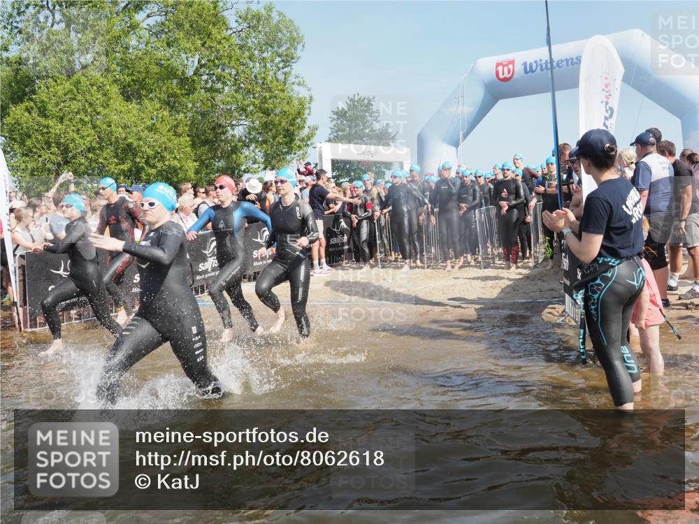 22.06.2025 - Viking Triathlon KatJ http://msf.ph/oto/8062618 22.06.2025 10:01:39 Schwimmen 19, 33, 162, 226, 272, 310, 320, 344, 399, 438, 461, 507, 510, 555, 604, 626 meine-sportfotos.de