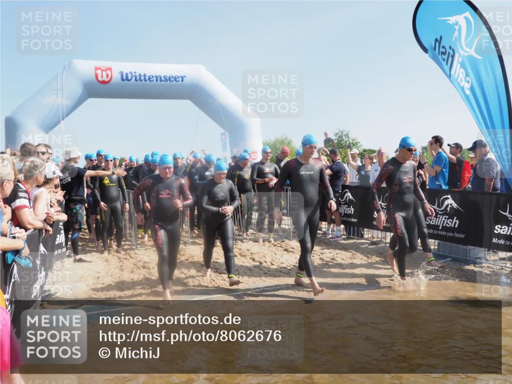 22.06.2025 - Viking Triathlon MichiJ http://msf.ph/oto/8062676 22.06.2025 10:08:02 Schwimmen 31, 130, 206, 268, 292, 308, 412, 422, 452, 466, 523, 543, 647, 650 meine-sportfotos.de
