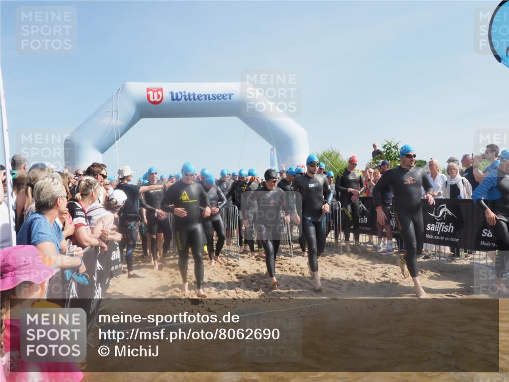 22.06.2025 - Viking Triathlon MichiJ http://msf.ph/oto/8062690 22.06.2025 10:08:06 Schwimmen 51, 106, 116, 206, 268, 308, 378, 412, 422, 452, 466, 480, 523, 543, 647 meine-sportfotos.de