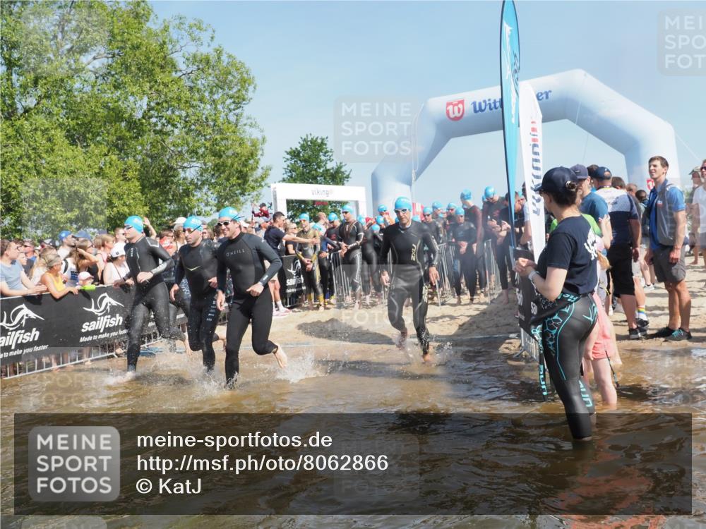 22.06.2025 - Viking Triathlon KatJ http://msf.ph/oto/8062866 22.06.2025 10:01:48 Schwimmen 19, 33, 125, 158, 170, 271, 310, 320, 344, 355, 438, 496, 555, 604, 618 meine-sportfotos.de