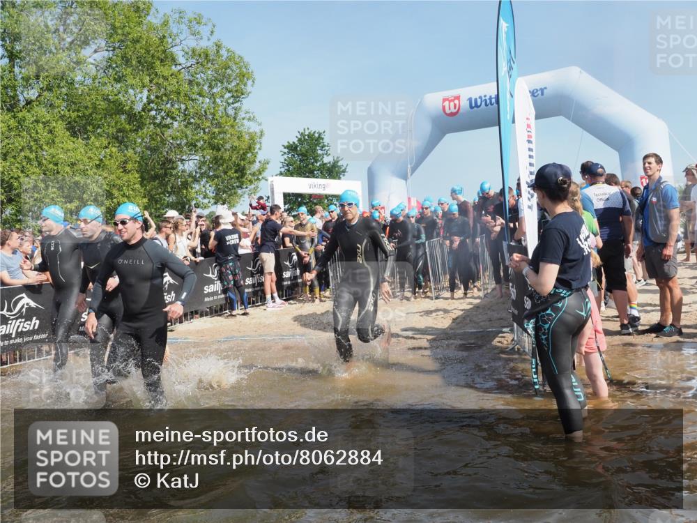 22.06.2025 - Viking Triathlon KatJ http://msf.ph/oto/8062884 22.06.2025 10:01:49 Schwimmen 3, 19, 33, 80, 125, 158, 170, 271, 304, 310, 320, 344, 355, 438, 496, 555, 604, 618 meine-sportfotos.de