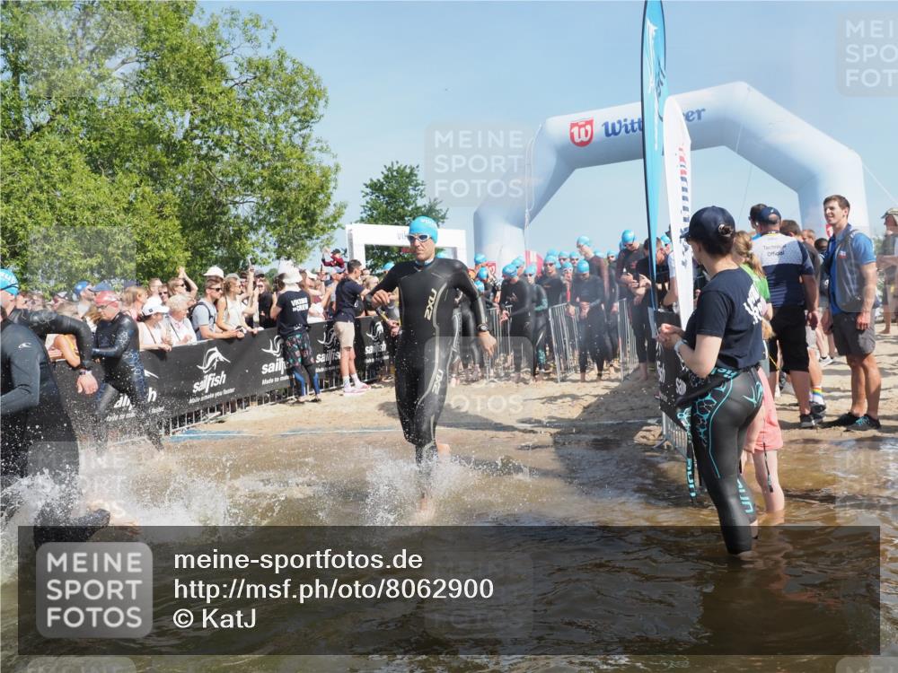 22.06.2025 - Viking Triathlon KatJ http://msf.ph/oto/8062900 22.06.2025 10:01:49 Schwimmen 3, 19, 33, 80, 125, 158, 170, 271, 304, 310, 320, 344, 355, 438, 496, 555, 604, 618 meine-sportfotos.de