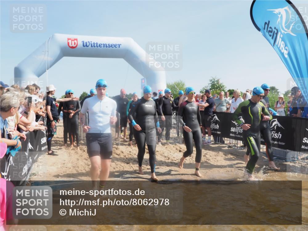 22.06.2025 - Viking Triathlon MichiJ http://msf.ph/oto/8062978 22.06.2025 10:08:32 Schwimmen 48, 69, 71, 97, 166, 246, 319, 357, 360, 472, 481, 490, 499, 518, 542 meine-sportfotos.de