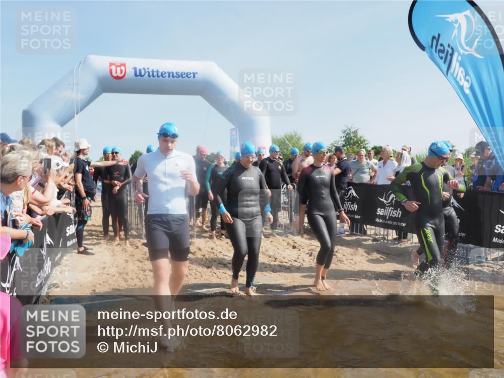 22.06.2025 - Viking Triathlon MichiJ http://msf.ph/oto/8062982 22.06.2025 10:08:32 Schwimmen 48, 69, 71, 97, 166, 246, 319, 357, 360, 472, 481, 490, 499, 518, 542 meine-sportfotos.de