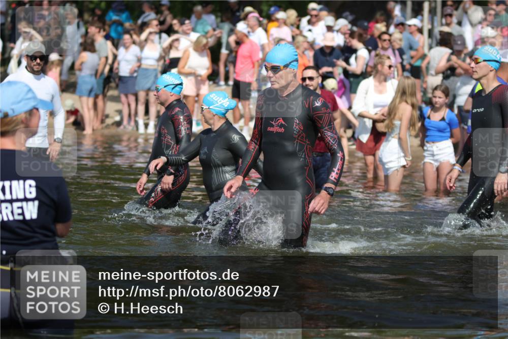 22.06.2025 - Viking Triathlon H.Heesch http://msf.ph/oto/8062987 22.06.2025 10:08:10 Schwimmen 51, 106, 116, 206, 225, 268, 378, 403, 406, 410, 422, 466, 480, 543, 638 meine-sportfotos.de