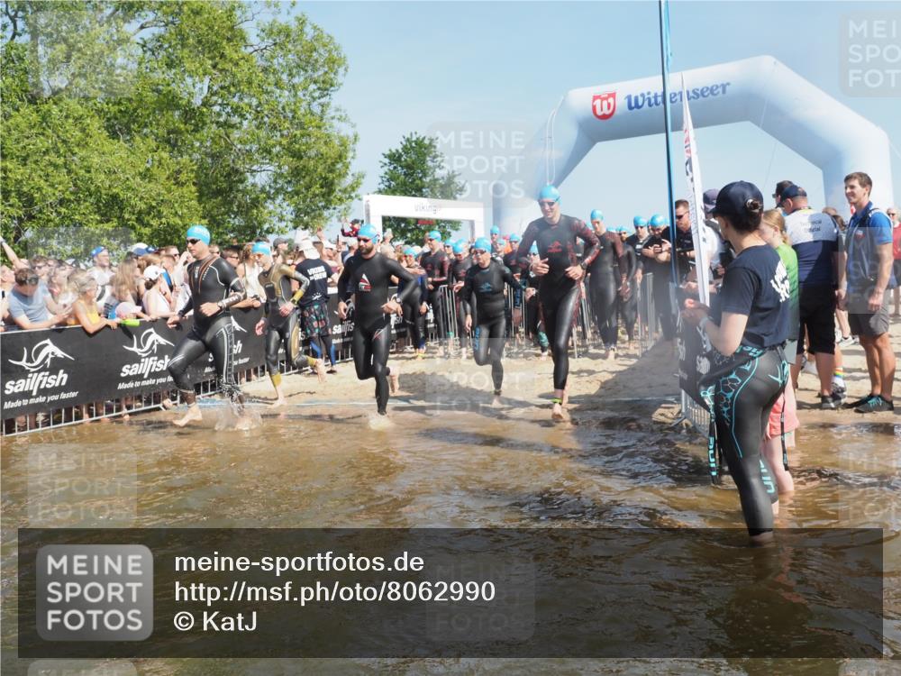 22.06.2025 - Viking Triathlon KatJ http://msf.ph/oto/8062990 22.06.2025 10:01:53 Schwimmen 3, 17, 33, 80, 91, 125, 158, 170, 271, 304, 310, 355, 496, 551, 555, 618 meine-sportfotos.de