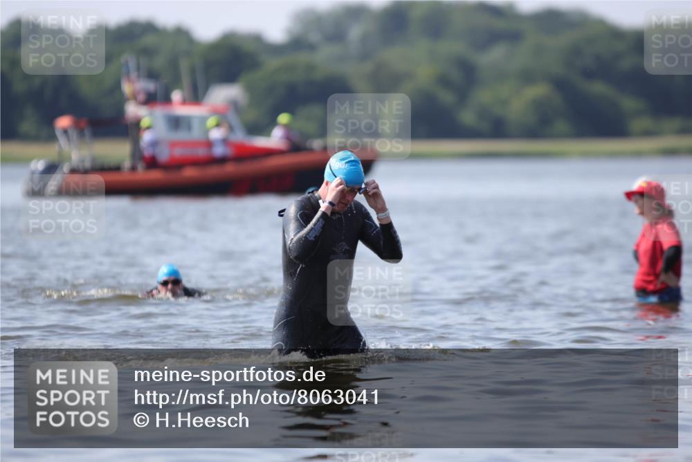 22.06.2025 - Viking Triathlon H.Heesch http://msf.ph/oto/8063041 22.06.2025 10:51:47 Schwimmen 169, 292 meine-sportfotos.de
