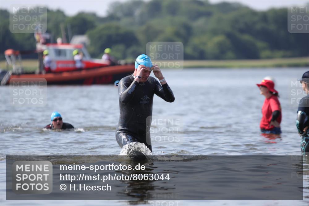 22.06.2025 - Viking Triathlon H.Heesch http://msf.ph/oto/8063044 22.06.2025 10:51:47 Schwimmen 169, 292 meine-sportfotos.de