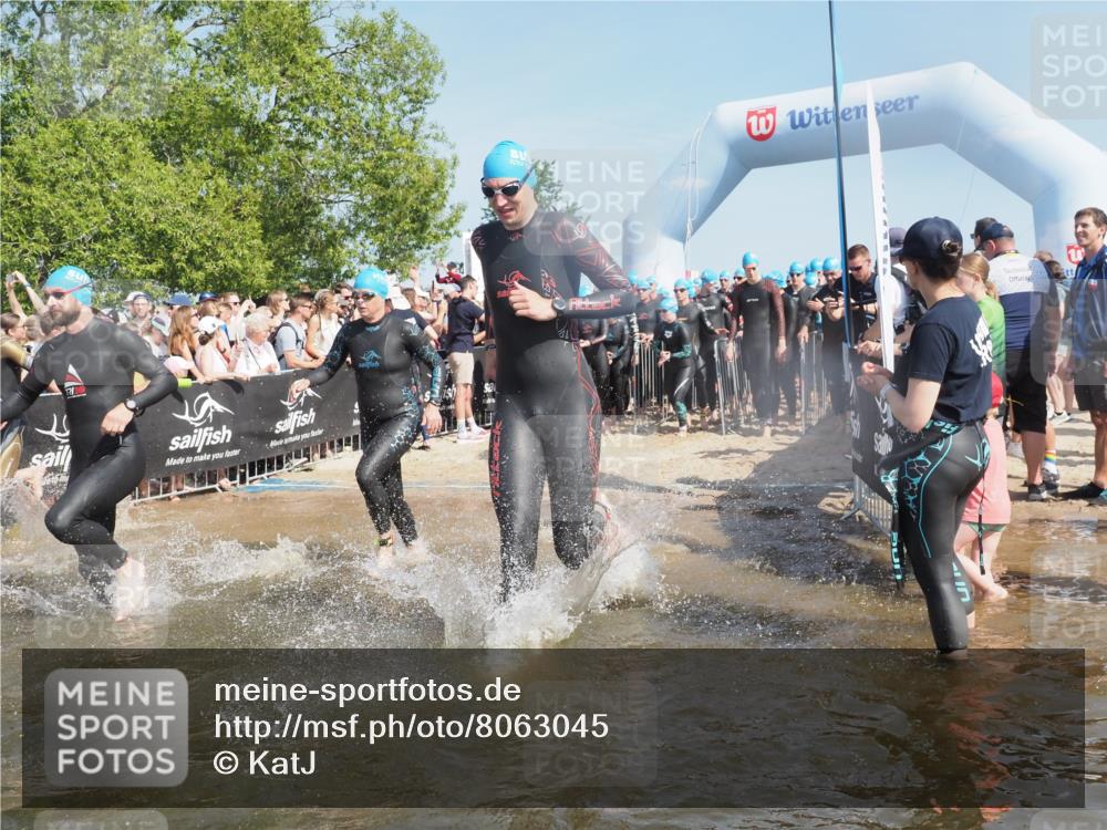 22.06.2025 - Viking Triathlon KatJ http://msf.ph/oto/8063045 22.06.2025 10:01:54 Schwimmen 3, 17, 80, 91, 125, 158, 170, 271, 278, 299, 304, 355, 435, 449, 496, 551, 618 meine-sportfotos.de