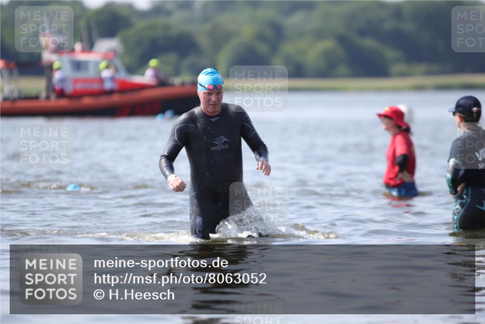 22.06.2025 - Viking Triathlon H.Heesch http://msf.ph/oto/8063052 22.06.2025 10:51:47 Schwimmen 169, 292 meine-sportfotos.de