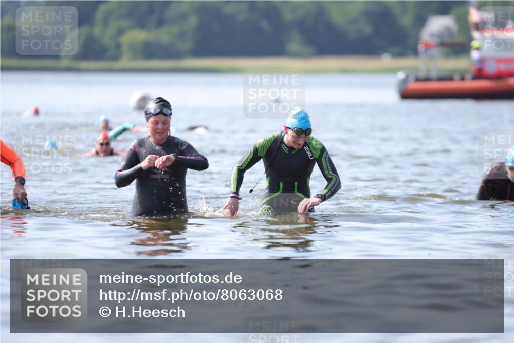 22.06.2025 - Viking Triathlon H.Heesch http://msf.ph/oto/8063068 22.06.2025 10:52:01 Schwimmen 169, 542 meine-sportfotos.de