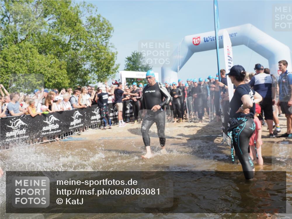 22.06.2025 - Viking Triathlon KatJ http://msf.ph/oto/8063081 22.06.2025 10:01:59 Schwimmen 3, 17, 80, 91, 127, 137, 278, 299, 304, 365, 415, 435, 449, 551, 618 meine-sportfotos.de