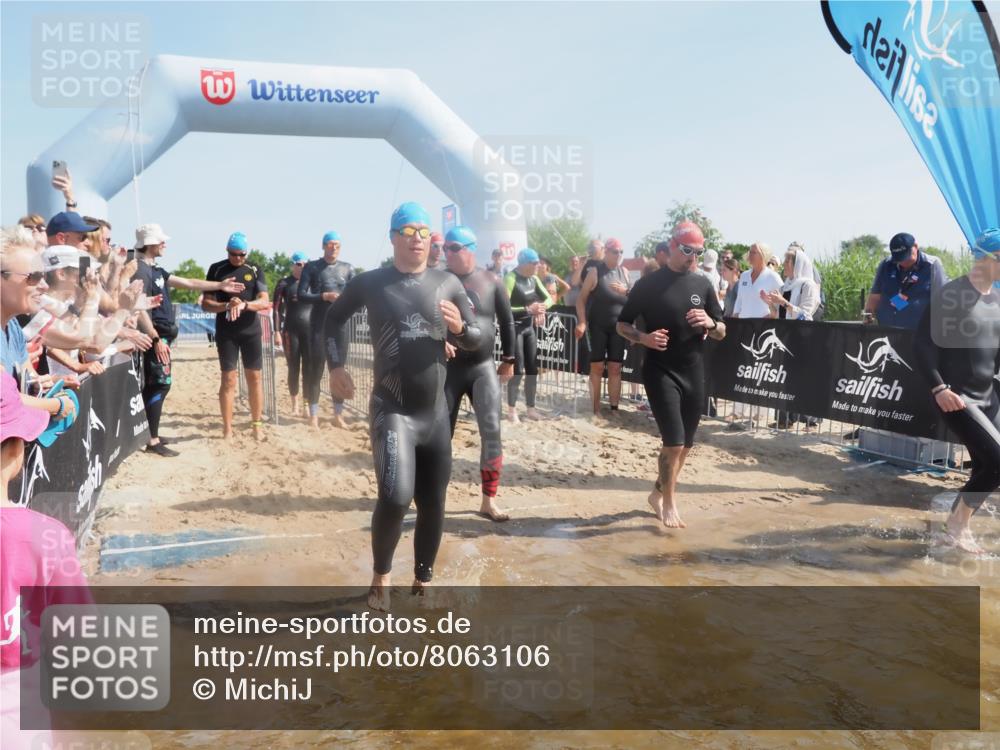 22.06.2025 - Viking Triathlon MichiJ http://msf.ph/oto/8063106 22.06.2025 10:08:41 Schwimmen 71, 136, 166, 234, 241, 246, 303, 305, 319, 356, 357, 459, 470, 471, 656 meine-sportfotos.de