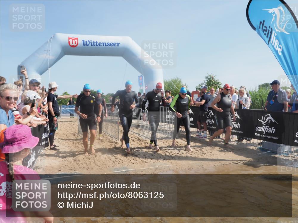 22.06.2025 - Viking Triathlon MichiJ http://msf.ph/oto/8063125 22.06.2025 10:08:46 Schwimmen 136, 160, 234, 241, 303, 305, 356, 359, 459, 470, 471, 483, 634, 640, 656 meine-sportfotos.de