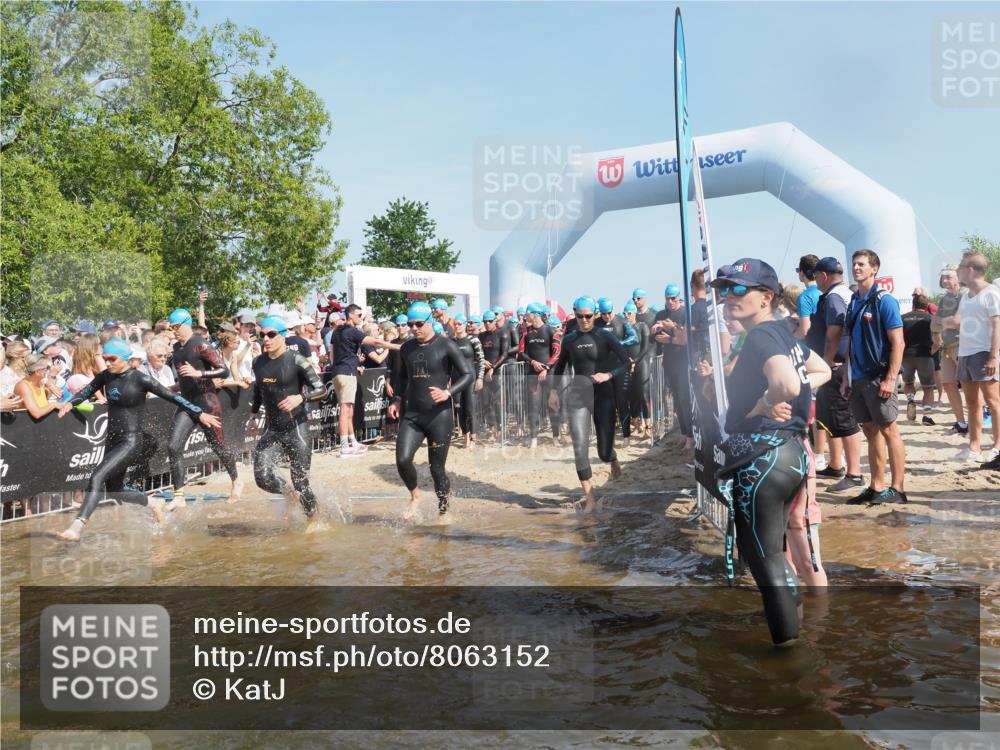22.06.2025 - Viking Triathlon KatJ http://msf.ph/oto/8063152 22.06.2025 10:02:03 Schwimmen 3, 17, 80, 91, 127, 137, 278, 299, 304, 365, 415, 435, 449, 492, 551 meine-sportfotos.de