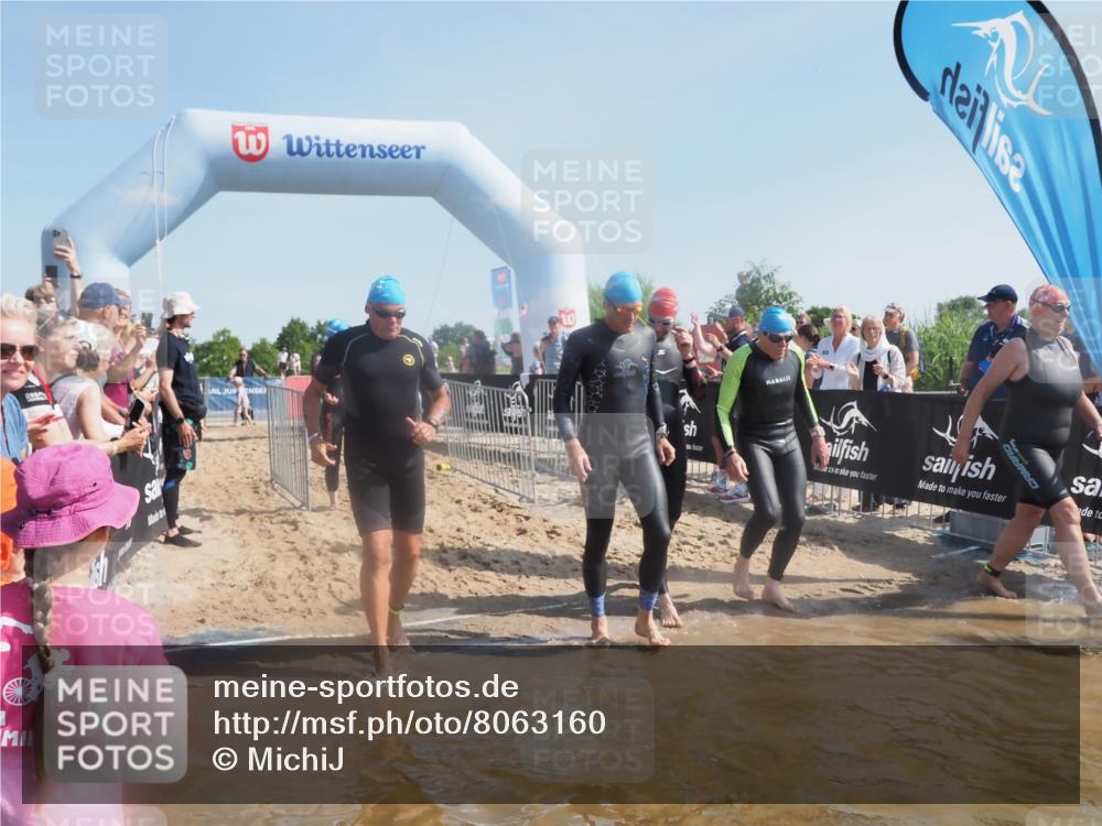22.06.2025 - Viking Triathlon MichiJ http://msf.ph/oto/8063160 22.06.2025 10:08:47 Schwimmen 136, 160, 234, 241, 303, 305, 356, 359, 405, 459, 470, 471, 483, 634, 640, 656 meine-sportfotos.de