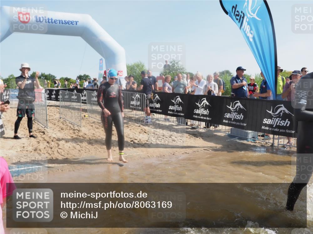 22.06.2025 - Viking Triathlon MichiJ http://msf.ph/oto/8063169 22.06.2025 10:08:49 Schwimmen 160, 234, 241, 356, 359, 405, 471, 483, 634, 640, 656 meine-sportfotos.de
