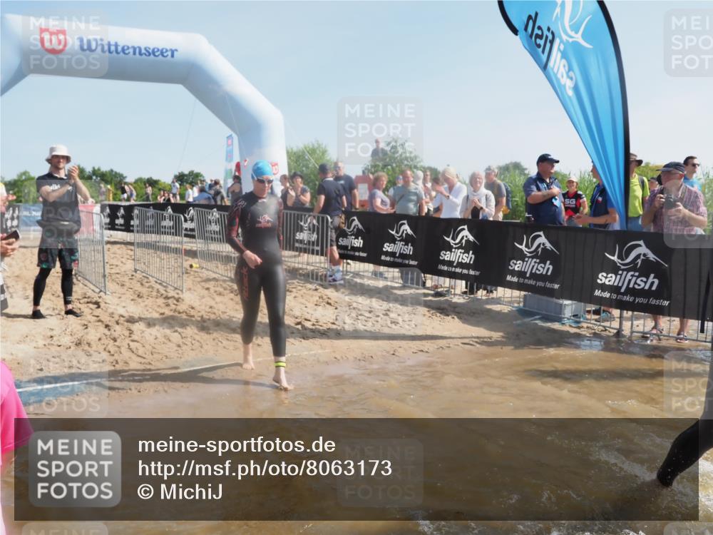 22.06.2025 - Viking Triathlon MichiJ http://msf.ph/oto/8063173 22.06.2025 10:08:50 Schwimmen 160, 234, 241, 356, 359, 405, 471, 483, 634, 640, 656 meine-sportfotos.de