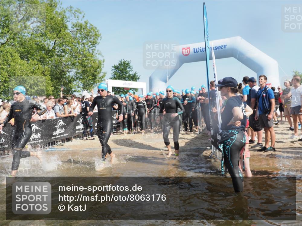 22.06.2025 - Viking Triathlon KatJ http://msf.ph/oto/8063176 22.06.2025 10:02:03 Schwimmen 3, 17, 80, 91, 127, 137, 278, 299, 304, 365, 415, 435, 449, 492, 551 meine-sportfotos.de