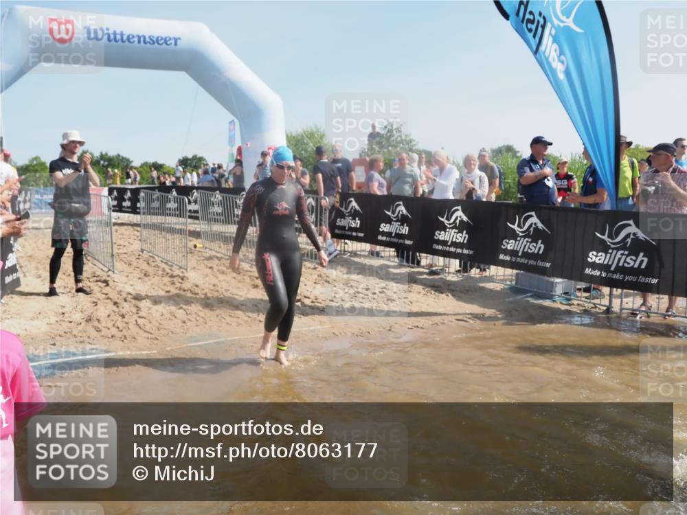 22.06.2025 - Viking Triathlon MichiJ http://msf.ph/oto/8063177 22.06.2025 10:08:50 Schwimmen 160, 234, 241, 356, 359, 405, 471, 483, 634, 640, 656 meine-sportfotos.de