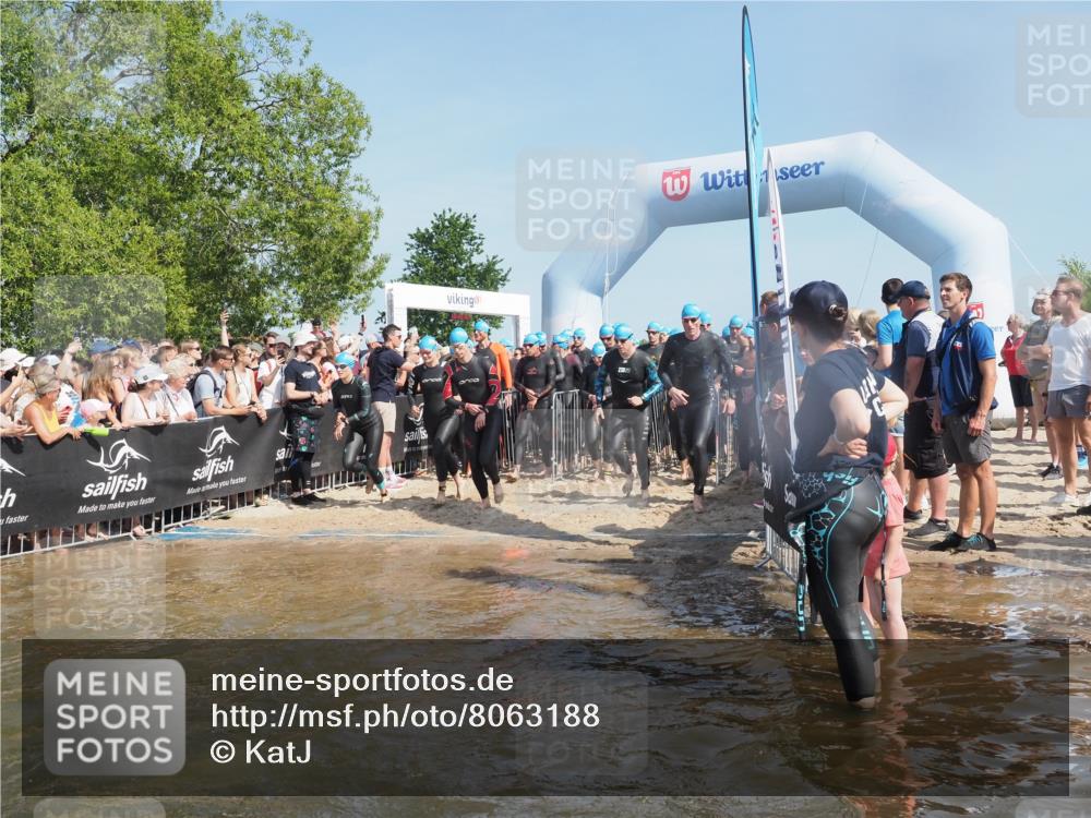 22.06.2025 - Viking Triathlon KatJ http://msf.ph/oto/8063188 22.06.2025 10:02:07 Schwimmen 107, 127, 137, 149, 247, 278, 299, 365, 387, 415, 435, 449, 492, 522, 551 meine-sportfotos.de