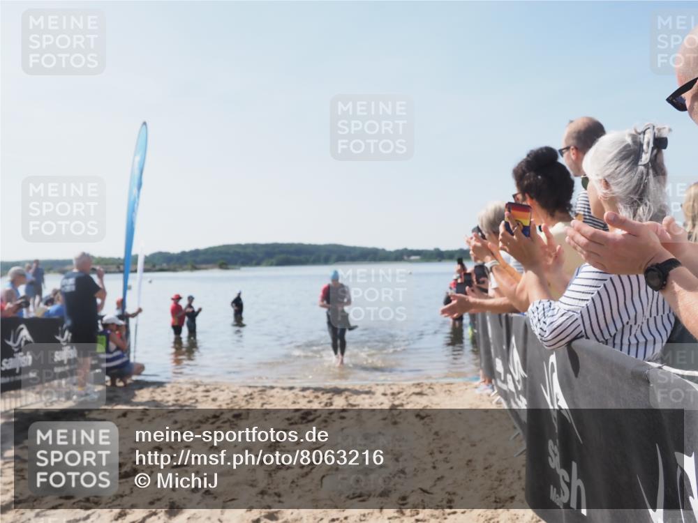 22.06.2025 - Viking Triathlon MichiJ http://msf.ph/oto/8063216 22.06.2025 10:22:50 Schwimmen 100 meine-sportfotos.de