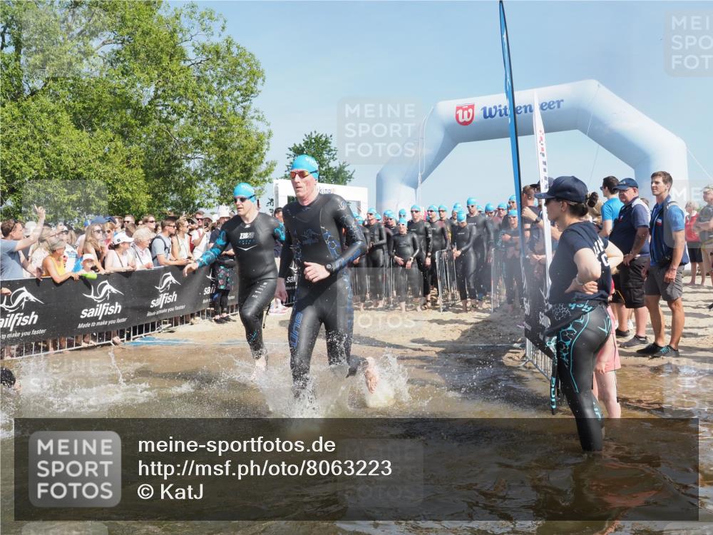 22.06.2025 - Viking Triathlon KatJ http://msf.ph/oto/8063223 22.06.2025 10:02:09 Schwimmen 21, 107, 127, 137, 139, 149, 207, 247, 309, 365, 382, 387, 415, 492, 522 meine-sportfotos.de