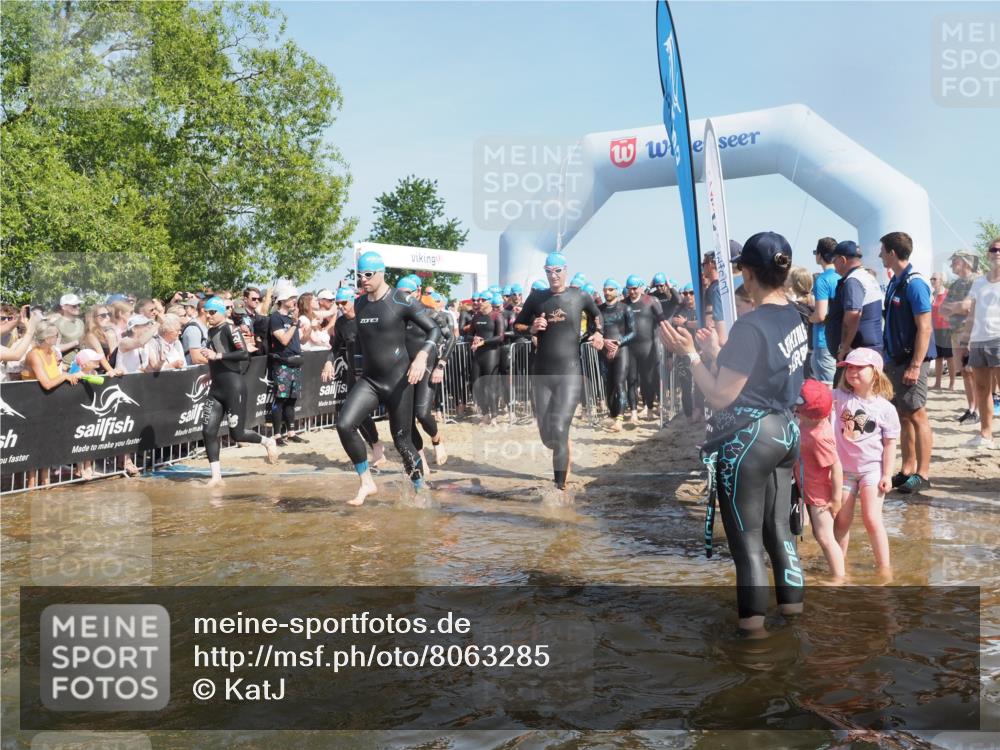 22.06.2025 - Viking Triathlon KatJ http://msf.ph/oto/8063285 22.06.2025 10:02:18 Schwimmen 21, 75, 107, 139, 149, 207, 247, 255, 309, 331, 382, 387, 464, 469, 522 meine-sportfotos.de