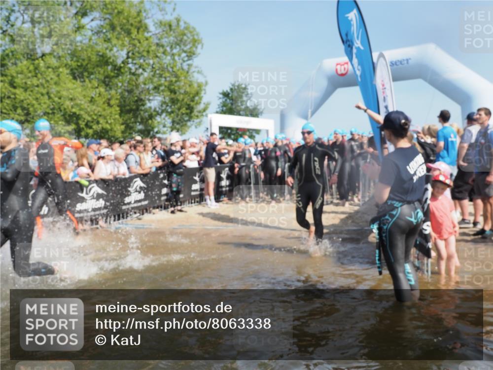 22.06.2025 - Viking Triathlon KatJ http://msf.ph/oto/8063338 22.06.2025 10:02:24 Schwimmen 75, 78, 103, 180, 188, 189, 255, 265, 283, 331, 464, 469, 520, 532, 549 meine-sportfotos.de