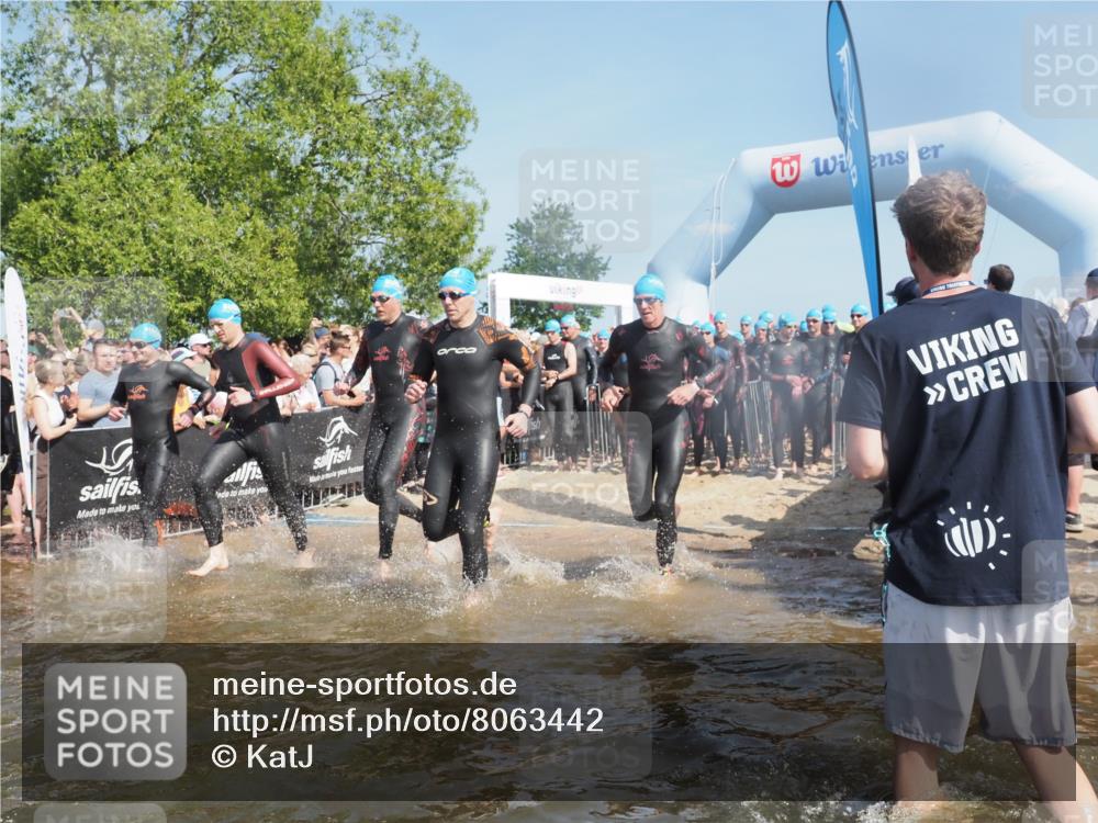 22.06.2025 - Viking Triathlon KatJ http://msf.ph/oto/8063442 22.06.2025 10:02:39 Schwimmen 114, 161, 193, 264, 297, 323, 366, 427, 429, 513, 546, 552 meine-sportfotos.de