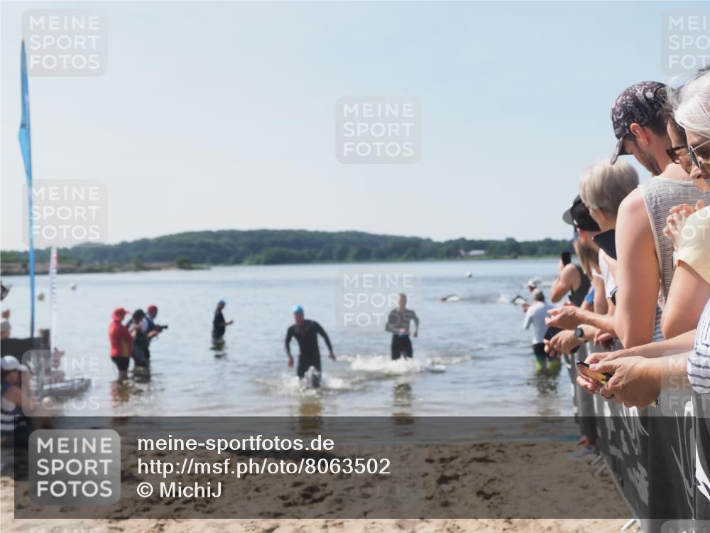 22.06.2025 - Viking Triathlon MichiJ http://msf.ph/oto/8063502 22.06.2025 10:25:04 Schwimmen 4, 521 meine-sportfotos.de