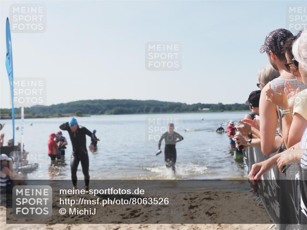 22.06.2025 - Viking Triathlon MichiJ http://msf.ph/oto/8063526 22.06.2025 10:25:07 Schwimmen 4, 521 meine-sportfotos.de