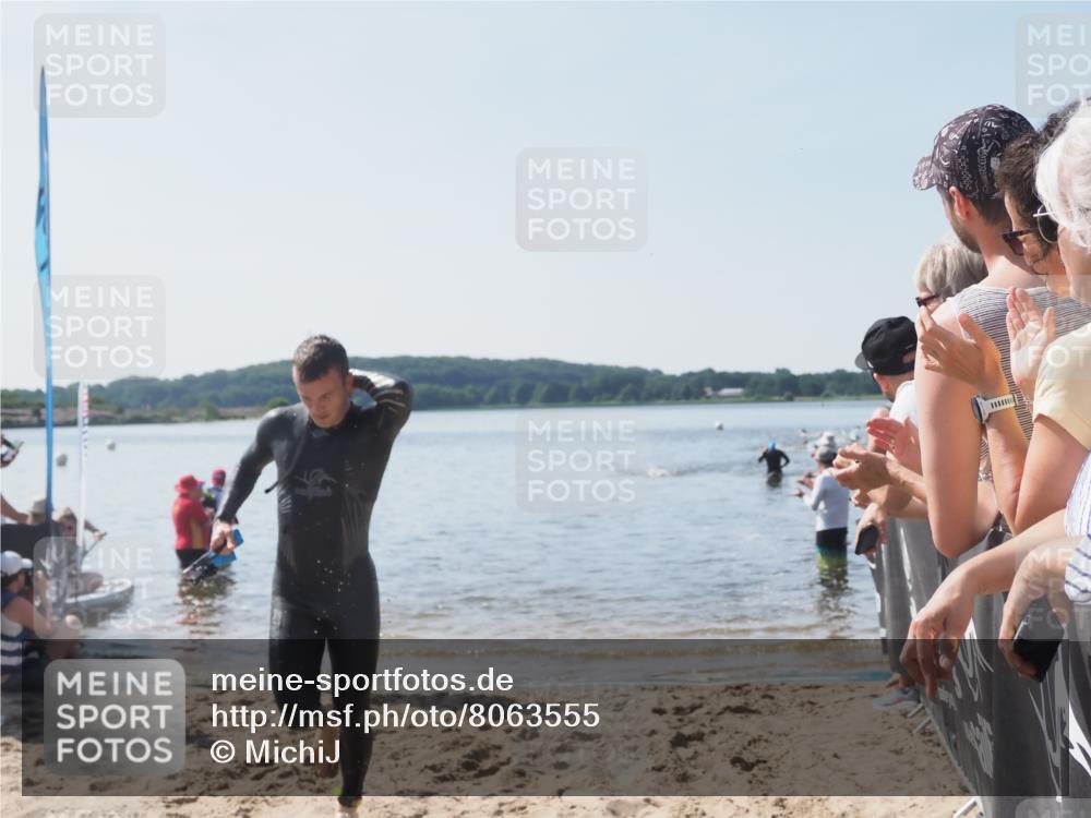 22.06.2025 - Viking Triathlon MichiJ http://msf.ph/oto/8063555 22.06.2025 10:25:09 Schwimmen 4, 521 meine-sportfotos.de