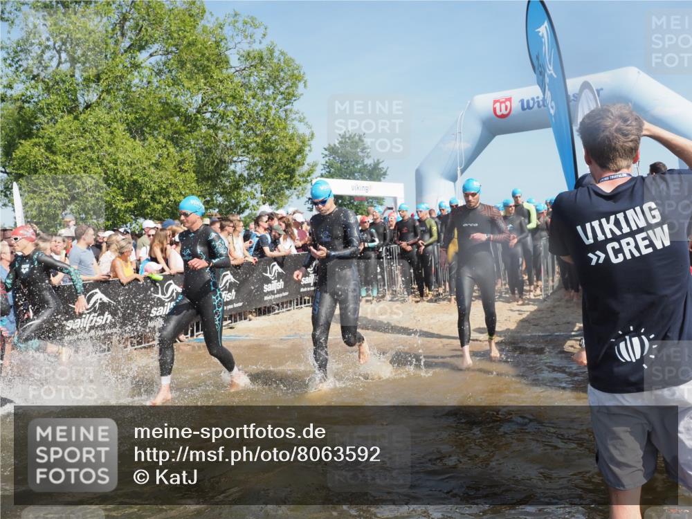22.06.2025 - Viking Triathlon KatJ http://msf.ph/oto/8063592 22.06.2025 10:02:58 Schwimmen 5, 40, 43, 47, 101, 154, 164, 233, 340, 398, 475, 548, 554, 608, 632 meine-sportfotos.de