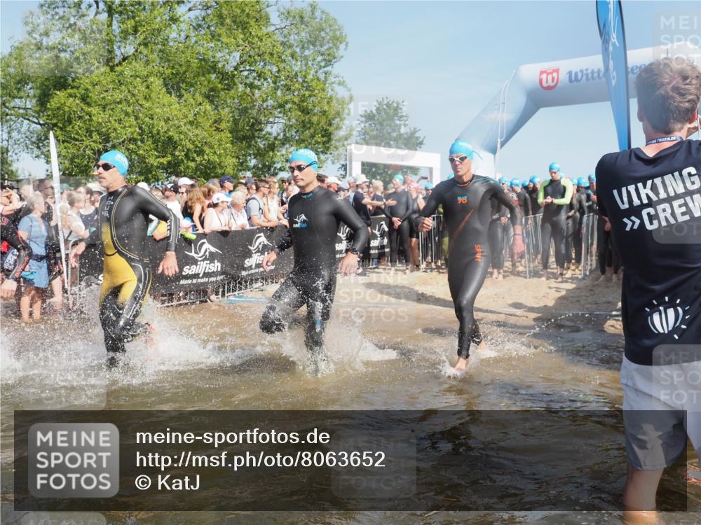 22.06.2025 - Viking Triathlon KatJ http://msf.ph/oto/8063652 22.06.2025 10:03:04 Schwimmen 47, 101, 154, 177, 204, 233, 349, 398, 475, 478, 602, 632 meine-sportfotos.de