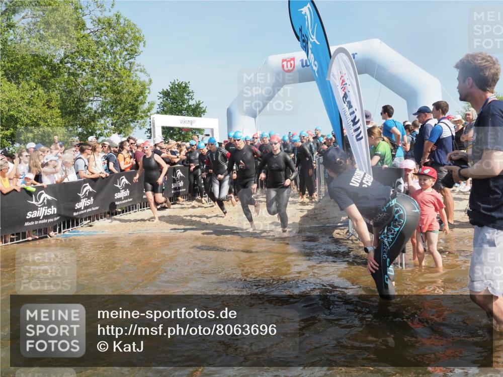 22.06.2025 - Viking Triathlon KatJ http://msf.ph/oto/8063696 22.06.2025 10:03:12 Schwimmen 20, 134, 177, 187, 204, 208, 334, 348, 349, 478, 505, 524, 602, 636, 660 meine-sportfotos.de