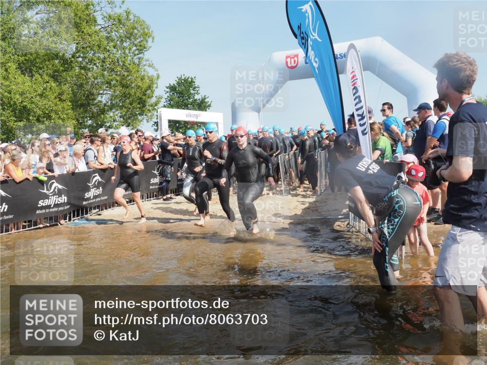 22.06.2025 - Viking Triathlon KatJ http://msf.ph/oto/8063703 22.06.2025 10:03:13 Schwimmen 20, 134, 177, 187, 204, 208, 334, 348, 349, 478, 505, 524, 602, 636, 660 meine-sportfotos.de