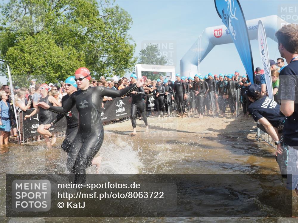 22.06.2025 - Viking Triathlon KatJ http://msf.ph/oto/8063722 22.06.2025 10:03:14 Schwimmen 20, 134, 187, 208, 229, 334, 348, 505, 524, 636, 660 meine-sportfotos.de