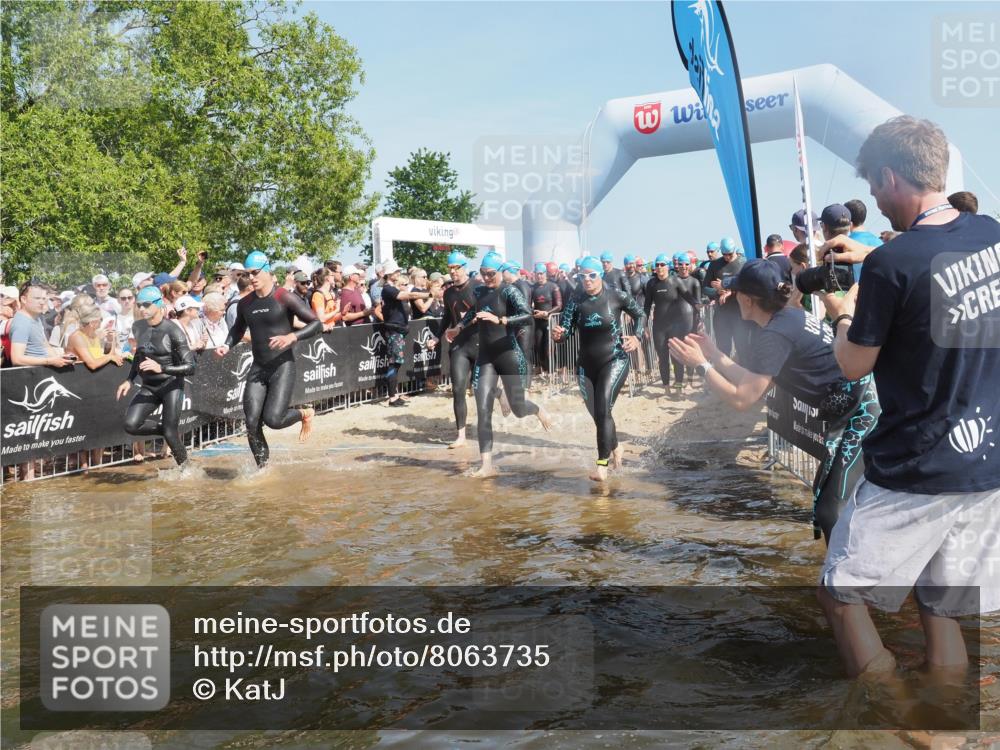 22.06.2025 - Viking Triathlon KatJ http://msf.ph/oto/8063735 22.06.2025 10:03:19 Schwimmen 20, 25, 34, 88, 89, 134, 163, 187, 208, 229, 251, 332, 334, 348, 505, 524, 540, 636, 660 meine-sportfotos.de