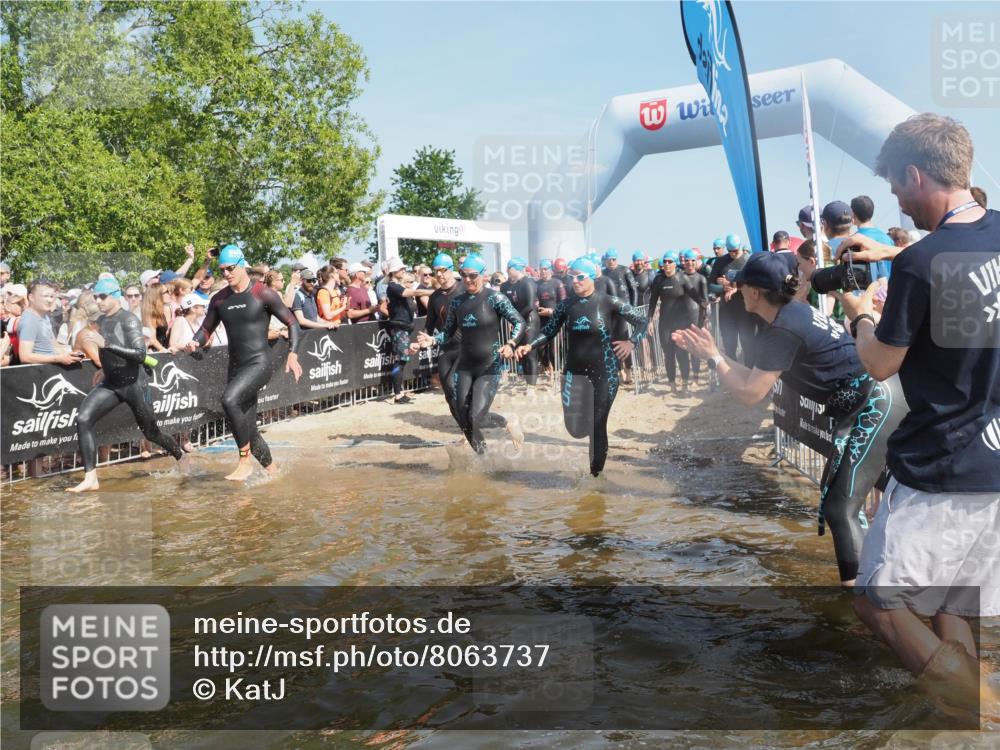 22.06.2025 - Viking Triathlon KatJ http://msf.ph/oto/8063737 22.06.2025 10:03:19 Schwimmen 20, 25, 34, 88, 89, 134, 163, 187, 208, 229, 251, 332, 334, 348, 505, 524, 540, 636, 660 meine-sportfotos.de