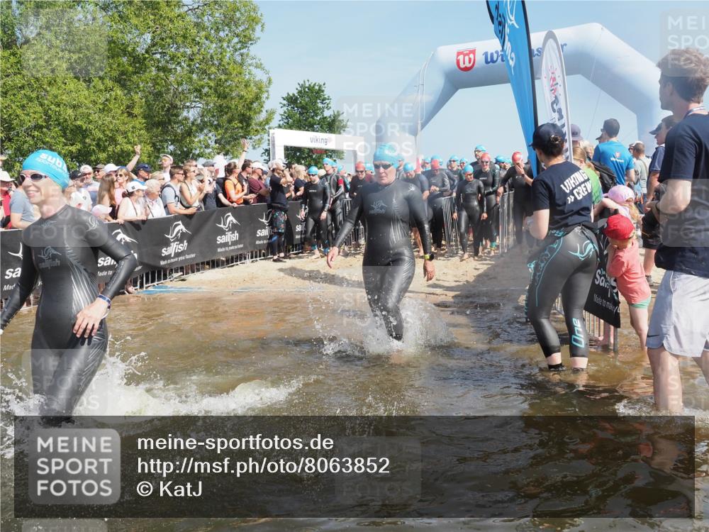 22.06.2025 - Viking Triathlon KatJ http://msf.ph/oto/8063852 22.06.2025 10:03:31 Schwimmen 25, 42, 58, 88, 179, 182, 221, 251, 324, 332, 434, 454, 556, 645, 659 meine-sportfotos.de