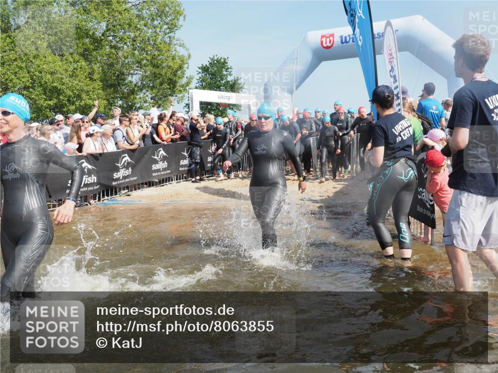22.06.2025 - Viking Triathlon KatJ http://msf.ph/oto/8063855 22.06.2025 10:03:31 Schwimmen 25, 42, 58, 88, 179, 182, 221, 251, 324, 332, 434, 454, 556, 645, 659 meine-sportfotos.de